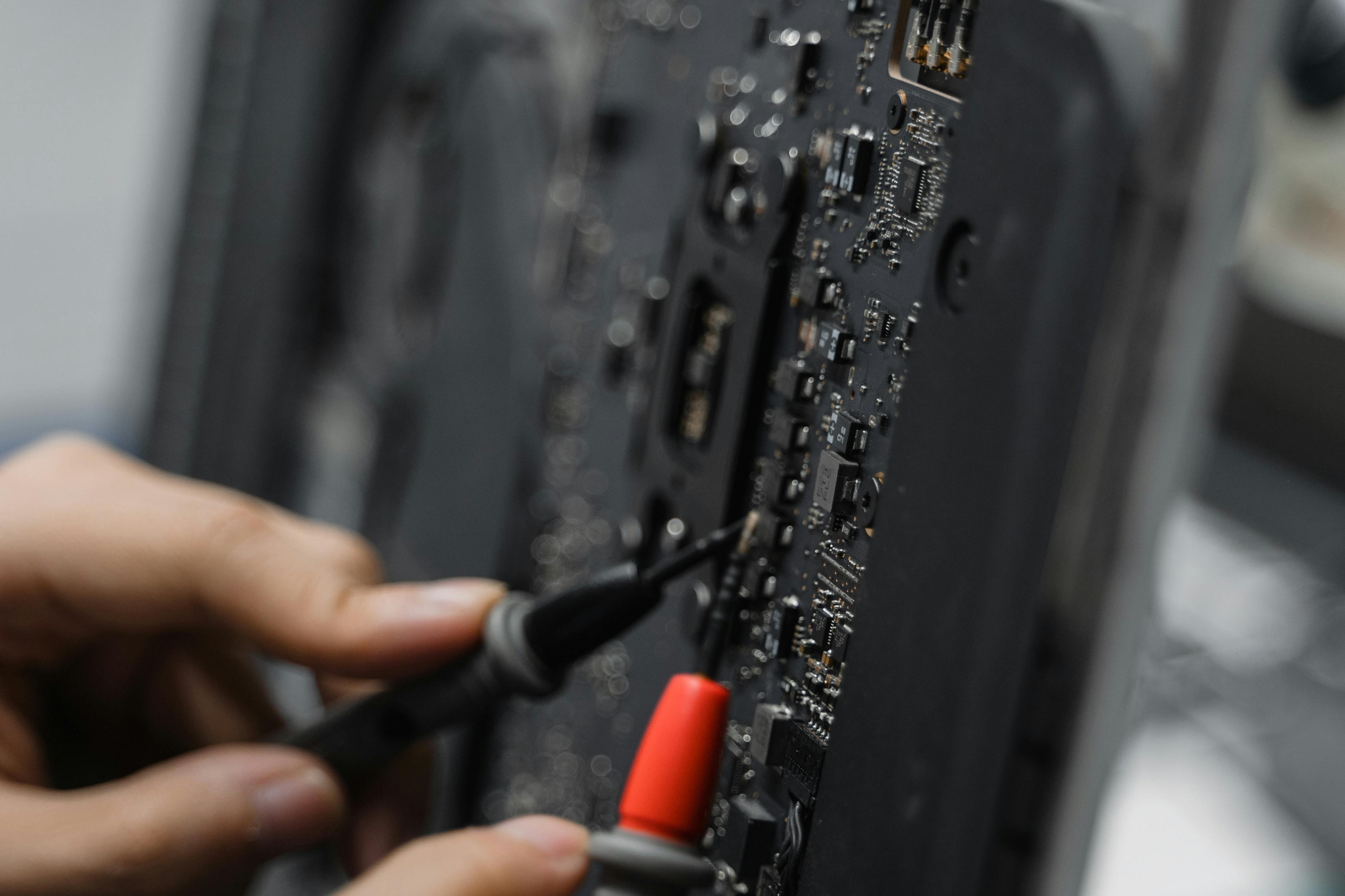 Dell Laptop Repair Service in Ghaziabad by expert technicians