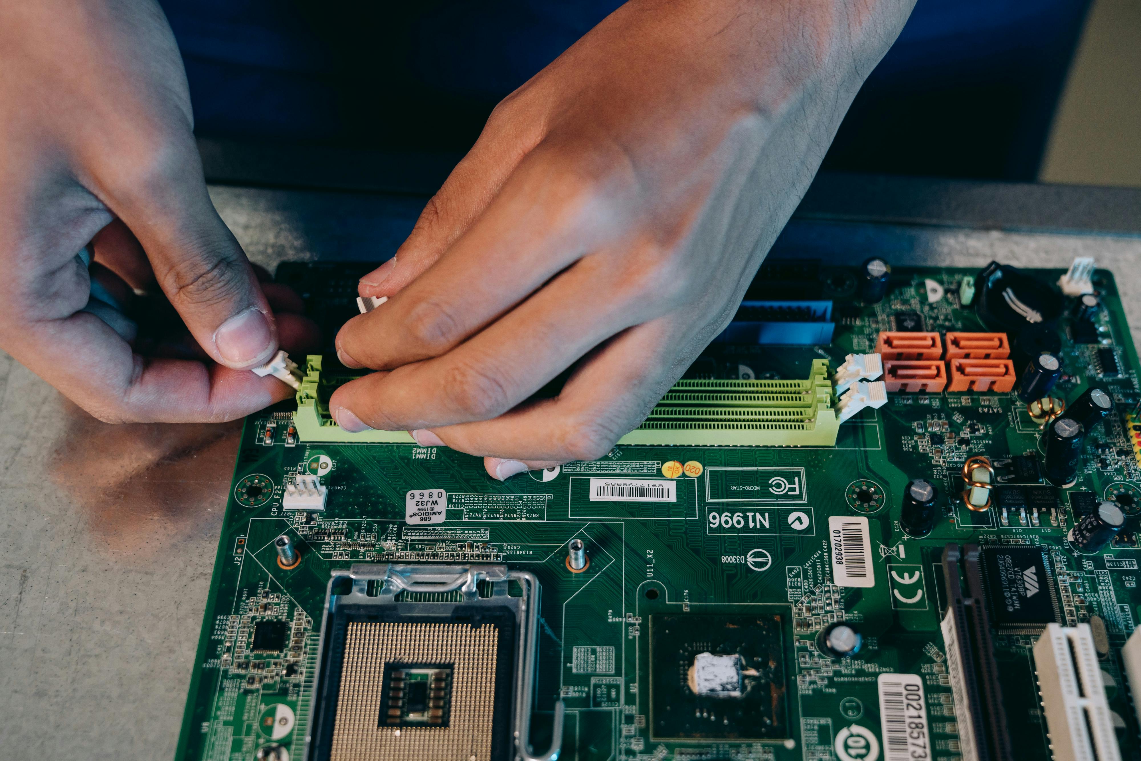 Dell Laptop Battery and Charging Repair in Ghaziabad