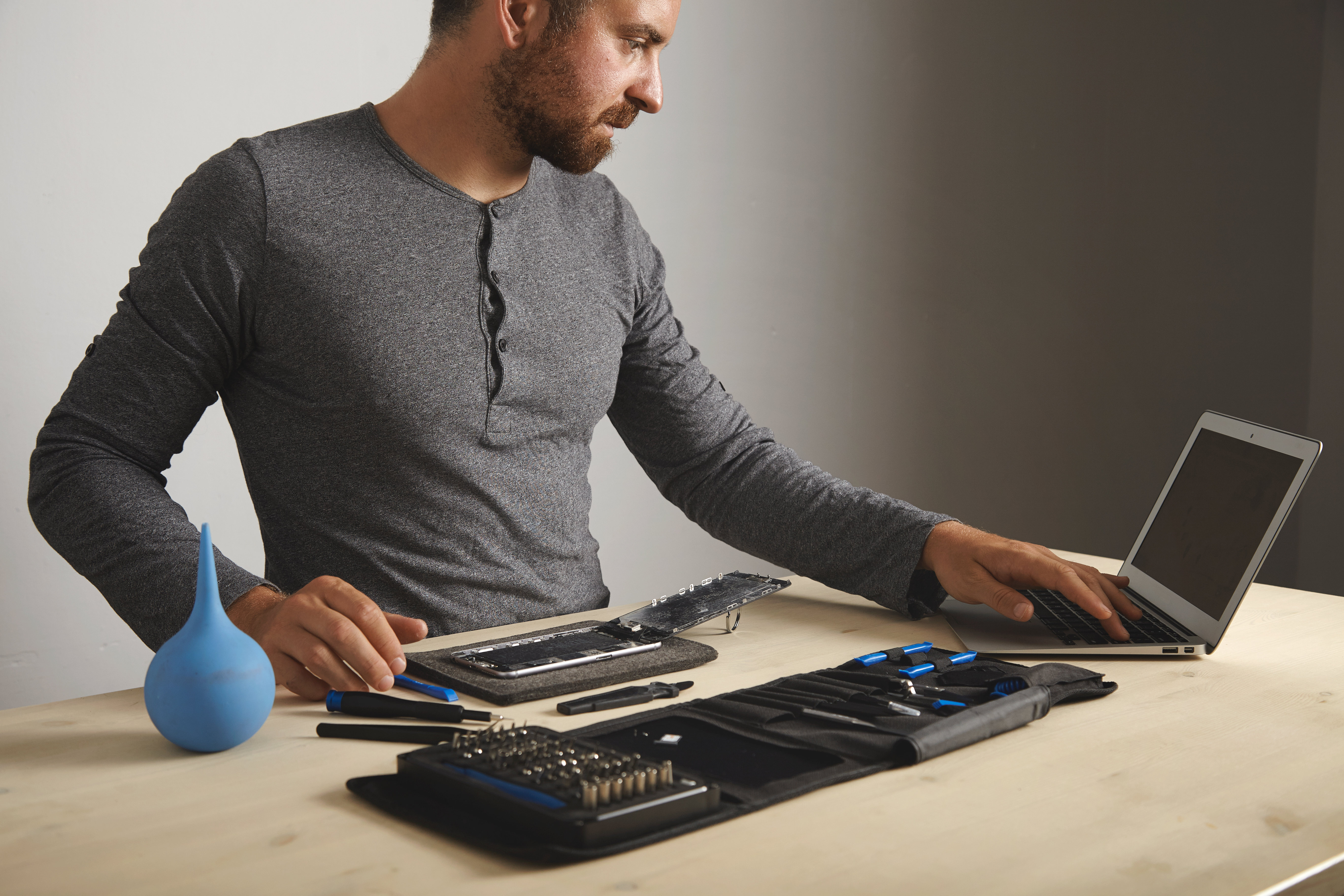 HP Laptop Repair Service in Noida