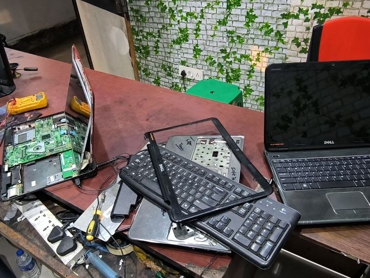 HP Laptop Repair Service in Noida