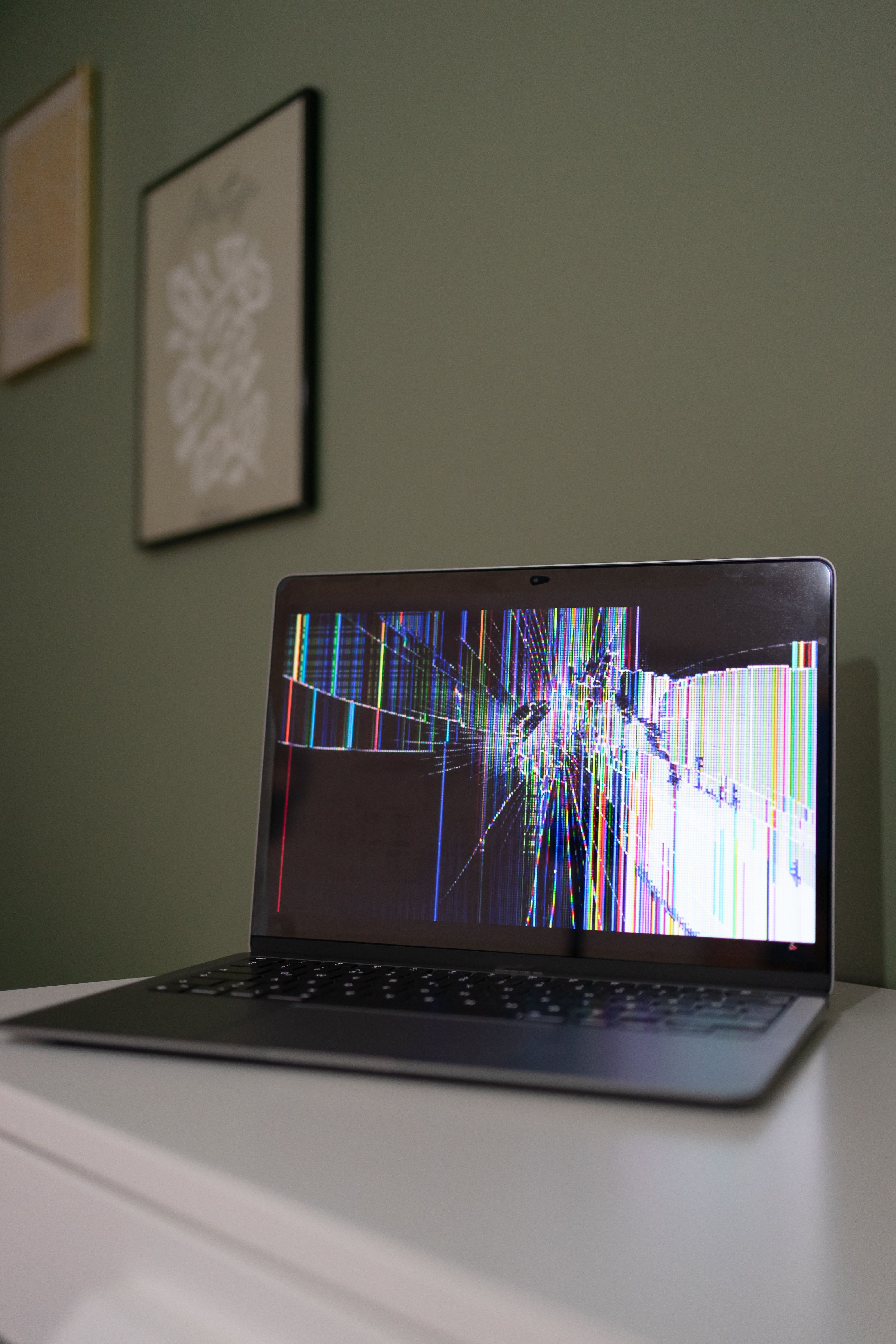 Apple Laptop Repair Service in Noida