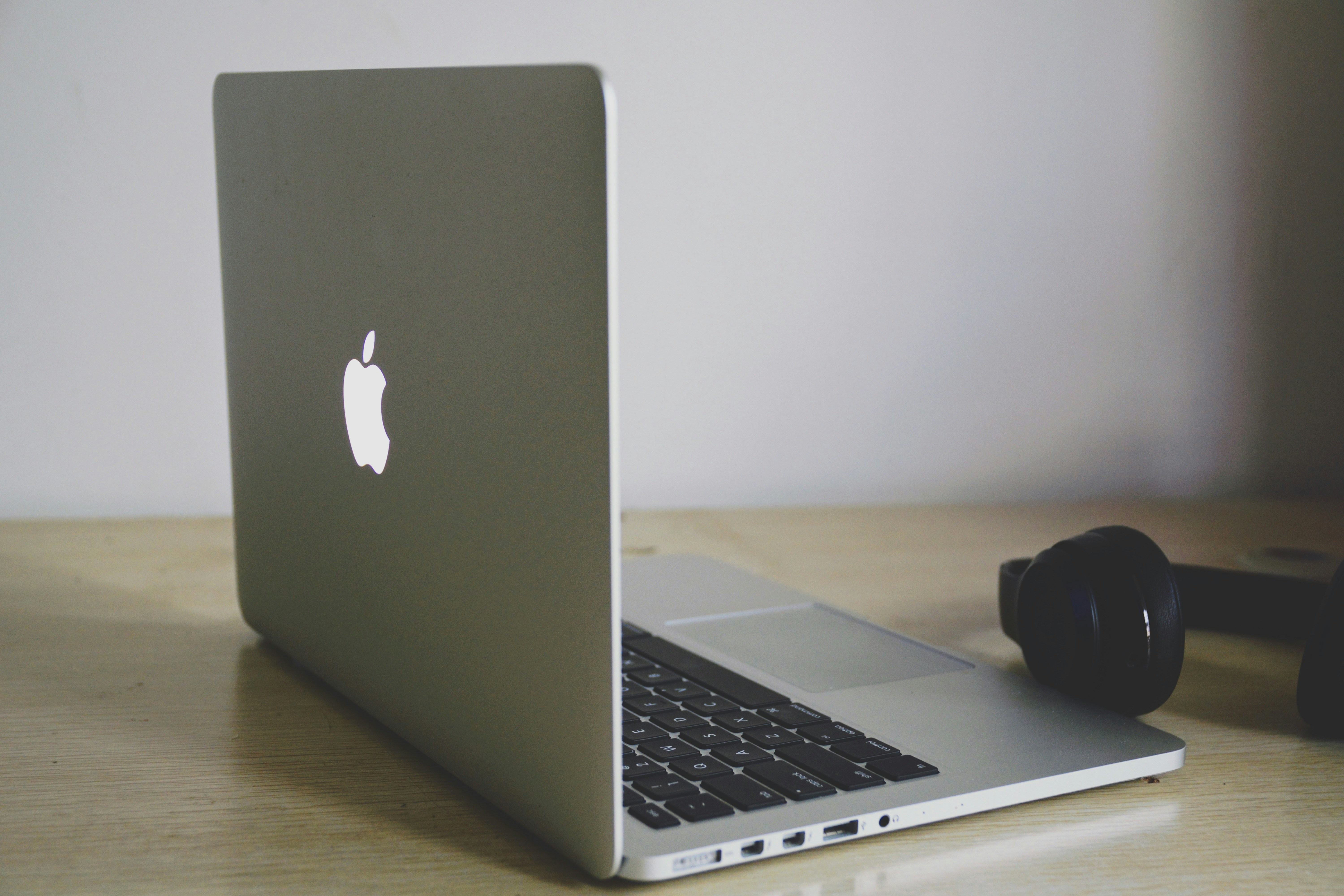 Complete MacBook Repair Solutions in Noida